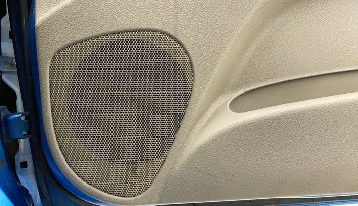 2015 Maruti Celerio VXI AMT, Petrol, Automatic, 71,643 km, Infotainment system - Front speakers missing / not working