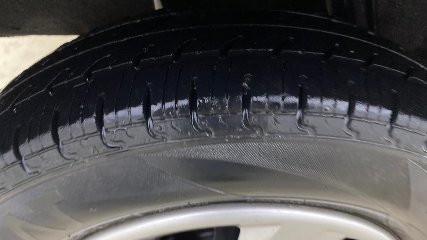 2016 Renault Kwid RXT 0.8, Petrol, Manual, 38,221 km, Right Rear Tyre Tread