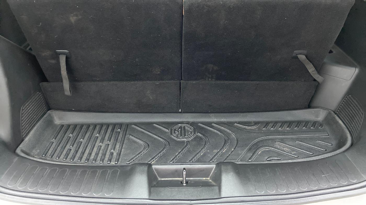2020 MG HECTOR PLUS SHARP HYBRID PETROL, Petrol, Manual, 4,031 km, Boot Inside