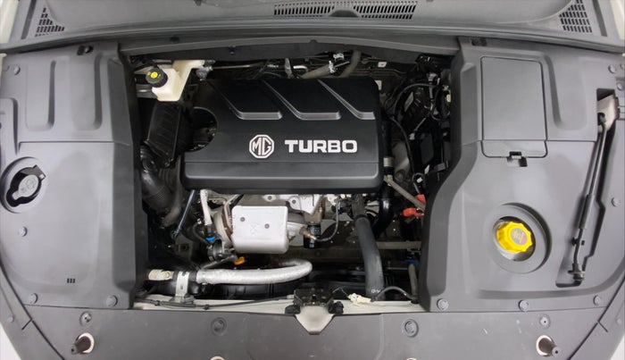 2020 MG HECTOR PLUS SHARP HYBRID PETROL, Petrol, Manual, 4,031 km, Open Bonet