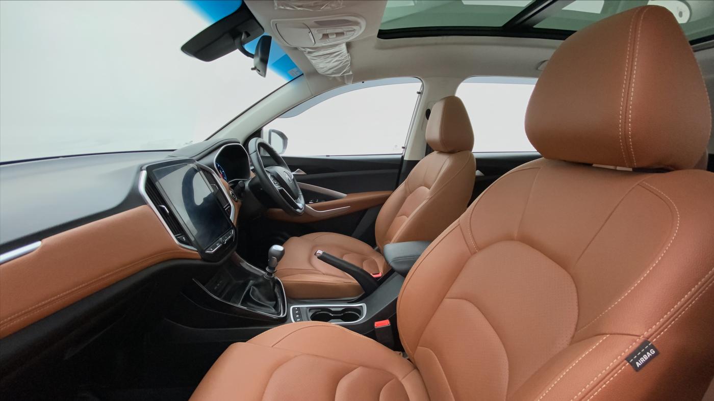 2020 MG HECTOR PLUS SHARP HYBRID PETROL, Petrol, Manual, 4,031 km, Right Side Front Door Cabin