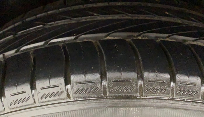 2015 Volkswagen Polo GT TSI AT, Petrol, Automatic, 26,008 km, Right Rear Tyre Tread