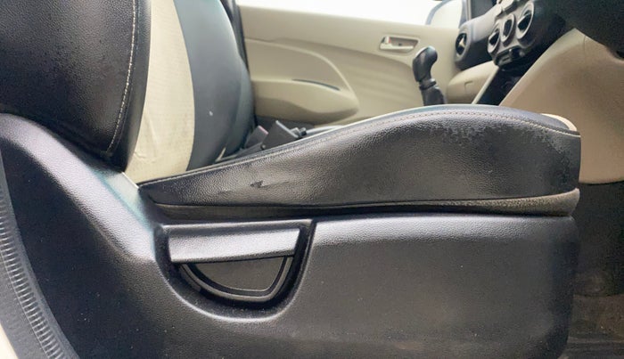 2018 Hyundai NEW SANTRO ASTA MT, Petrol, Manual, 46,056 km, Driver Side Adjustment Panel