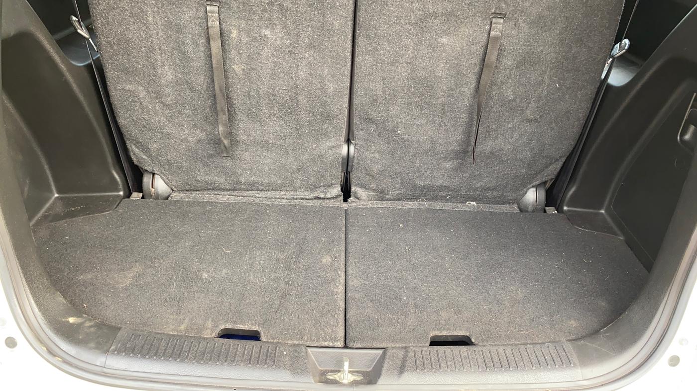 2021 Maruti XL6 ZETA MT, Petrol, Manual, 52,393 km, Boot Inside