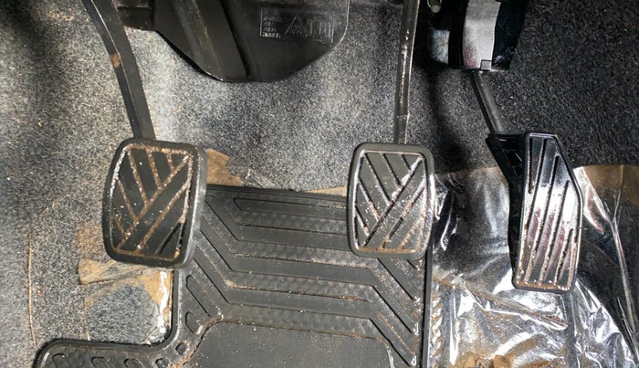 2021 Maruti XL6 ZETA MT, Petrol, Manual, 52,393 km, Pedals