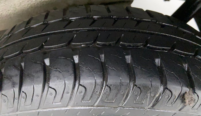 2016 Maruti Wagon R 1.0 VXI AMT, Petrol, Automatic, 14,321 km, Left Rear Tyre Tread