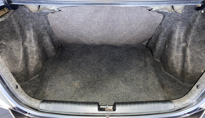 2016 Honda Amaze 1.2L I-VTEC S, Petrol, Manual, 63,272 km, Boot Inside