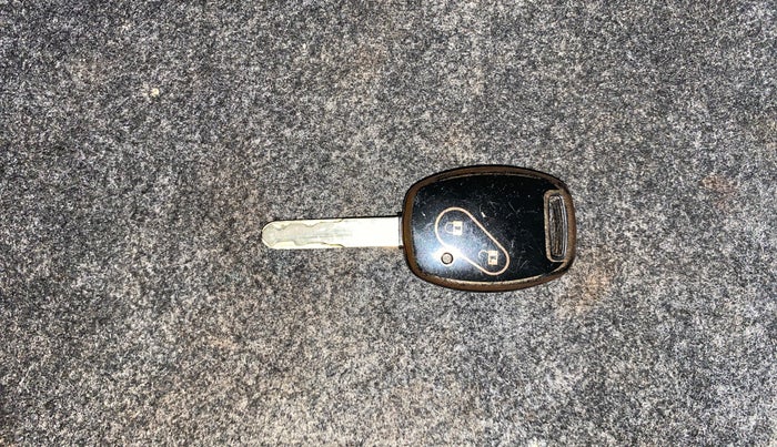 2016 Honda Amaze 1.2L I-VTEC S, Petrol, Manual, 63,272 km, Key Close Up