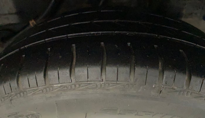 2016 Honda Amaze 1.2L I-VTEC S, Petrol, Manual, 63,272 km, Left Rear Tyre Tread