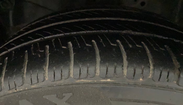 2016 Honda Amaze 1.2L I-VTEC S, Petrol, Manual, 63,272 km, Left Front Tyre Tread