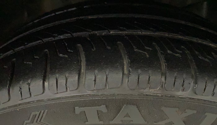 2016 Honda Amaze 1.2L I-VTEC S, Petrol, Manual, 63,272 km, Right Front Tyre Tread