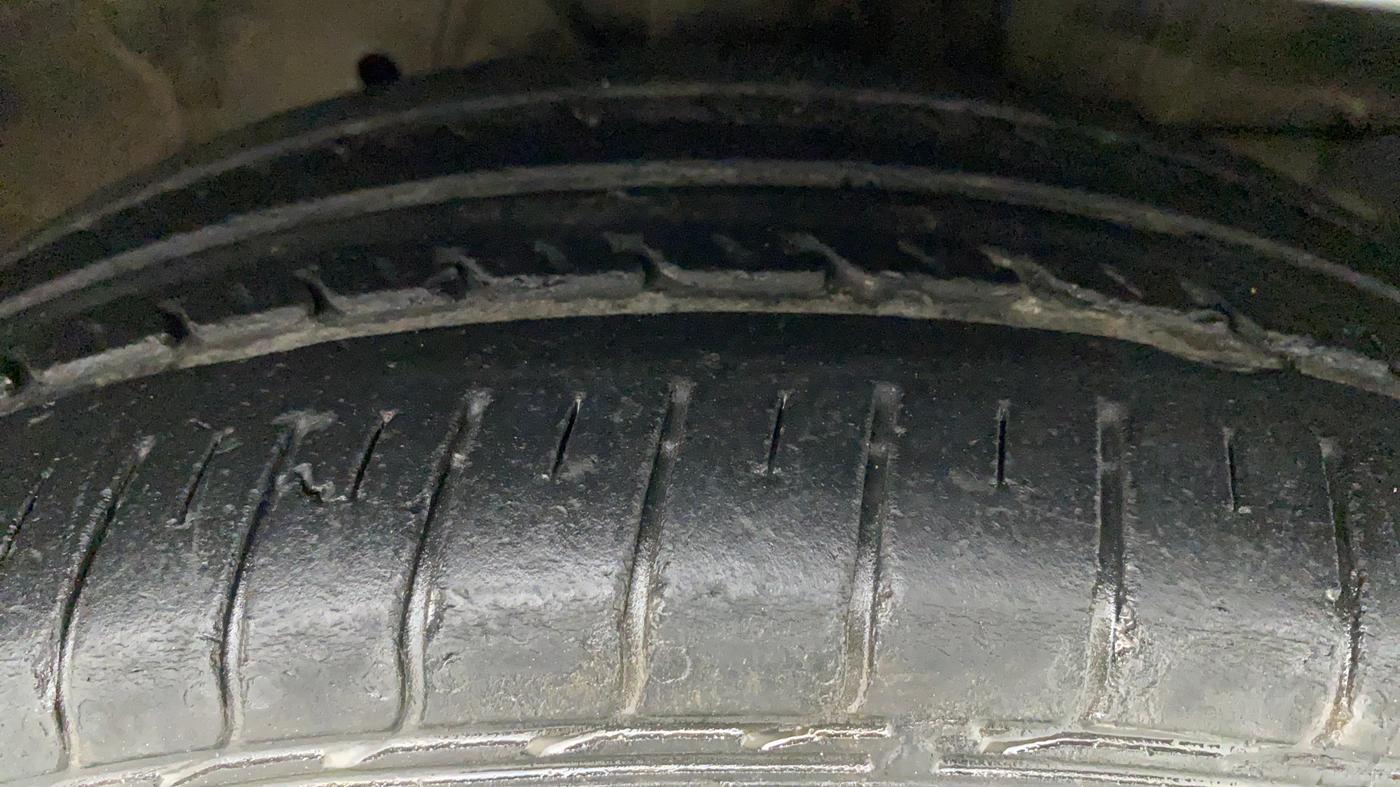 2015 Honda City 1.5L I-VTEC VX CVT, Petrol, Automatic, 74,169 km, Right Front Tyre Tread