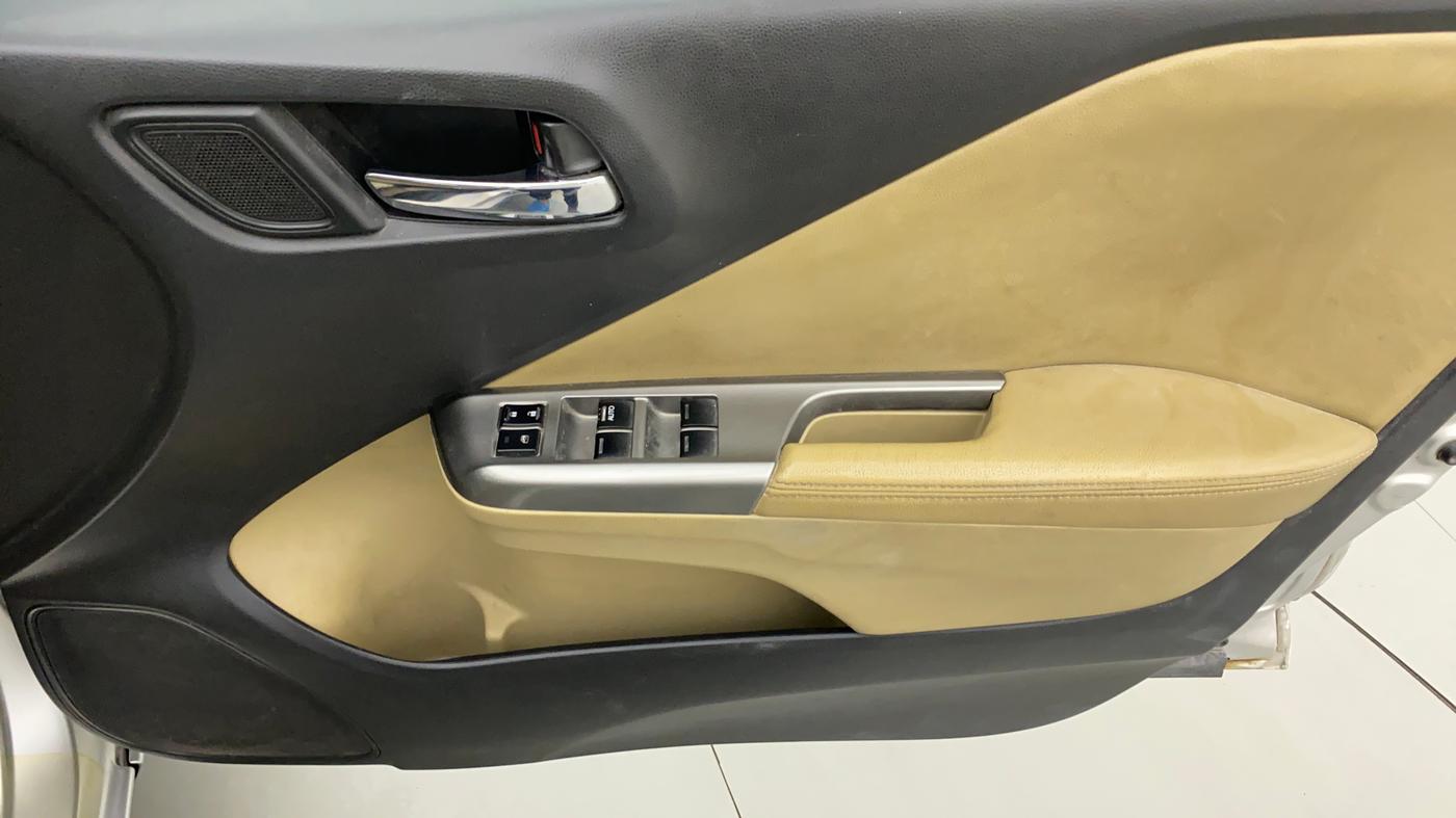 2015 Honda City 1.5L I-VTEC VX CVT, Petrol, Automatic, 74,169 km, Driver Side Door Panels Control