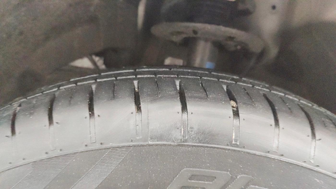 2025 Maruti Baleno SIGMA PETROL 1.2, Petrol, Manual, 2,013 km, Left Front Tyre Tread