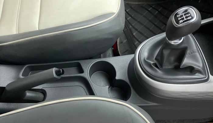 2021 Hyundai GRAND I10 NIOS SPORTZ CNG MT, CNG, Manual, 21,187 km, Gear Lever