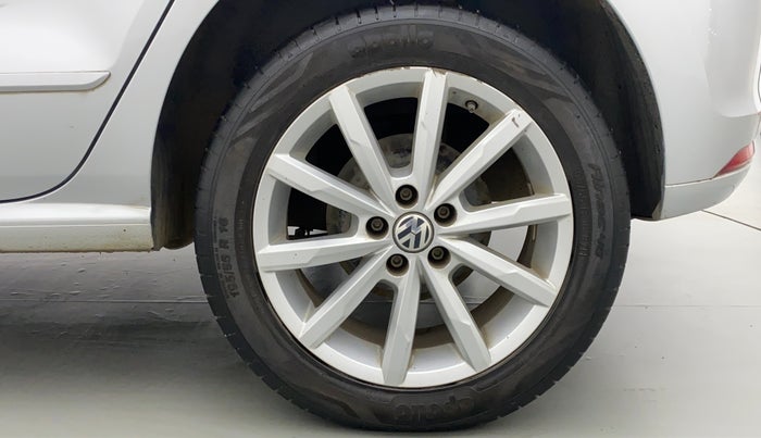 2018 Volkswagen Polo HIGH LINE PLUS 1.0, Petrol, Manual, 22,397 km, Left Rear Wheel