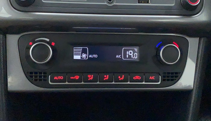 2018 Volkswagen Polo HIGH LINE PLUS 1.0, Petrol, Manual, 22,397 km, Automatic Climate Control