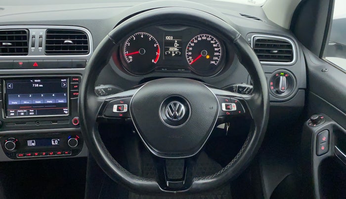 2018 Volkswagen Polo HIGH LINE PLUS 1.0, Petrol, Manual, 22,397 km, Steering Wheel Close Up