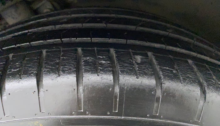 2018 Volkswagen Polo HIGH LINE PLUS 1.0, Petrol, Manual, 22,397 km, Right Rear Tyre Tread