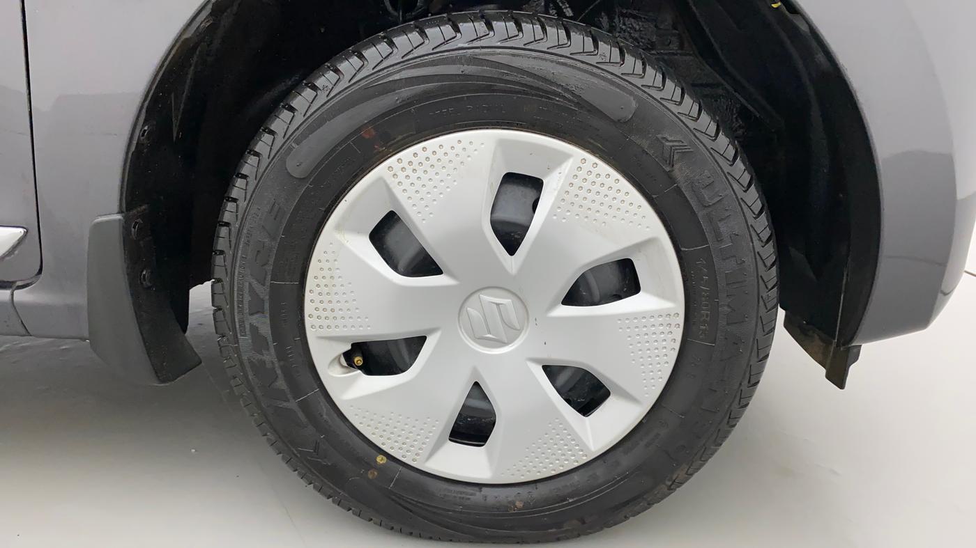 2022 Maruti Alto K10 VXI, Petrol, Manual, 1,852 km, Right Front Wheel