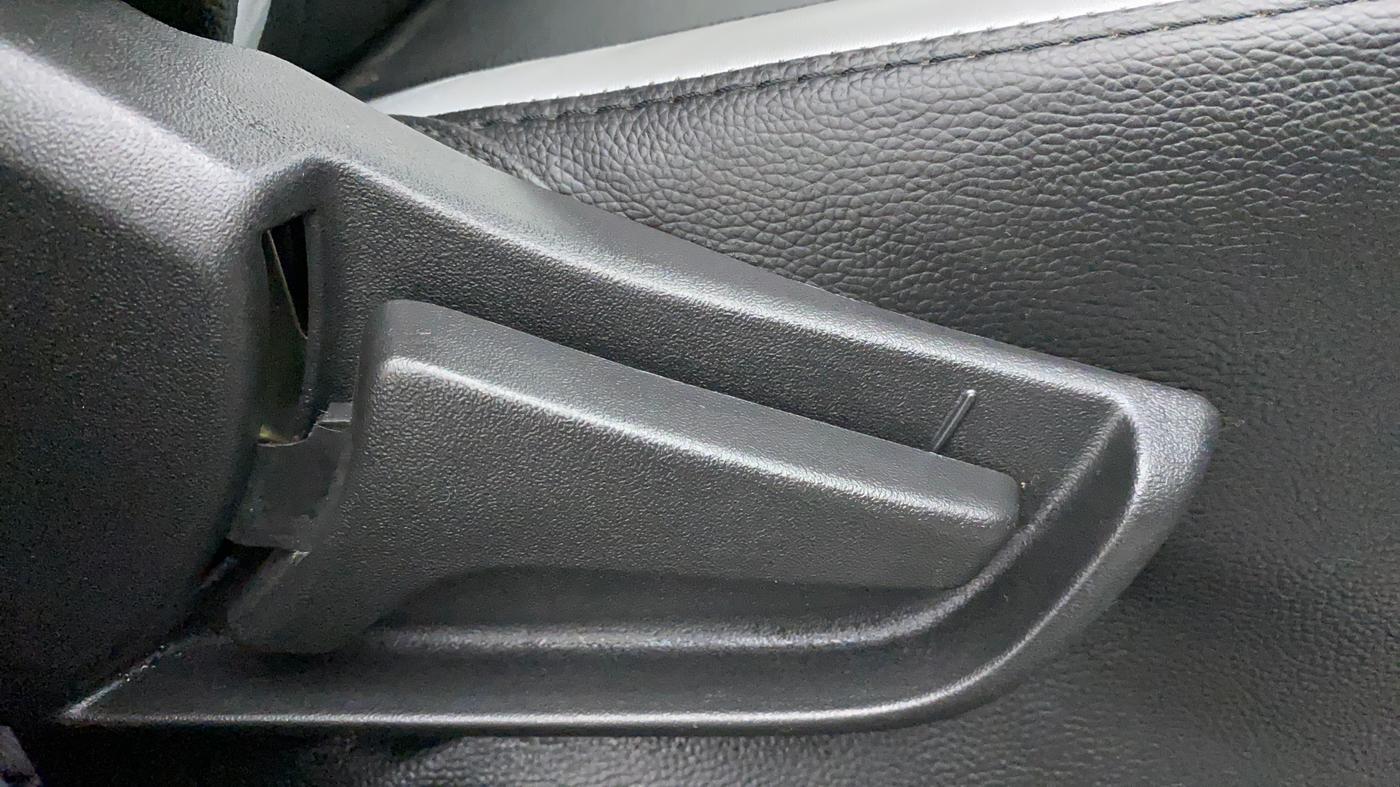 2022 Maruti Alto K10 VXI, Petrol, Manual, 1,852 km, Driver Side Adjustment Panel