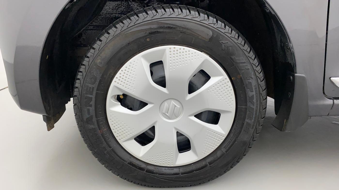 2022 Maruti Alto K10 VXI, Petrol, Manual, 1,852 km, Left Front Wheel