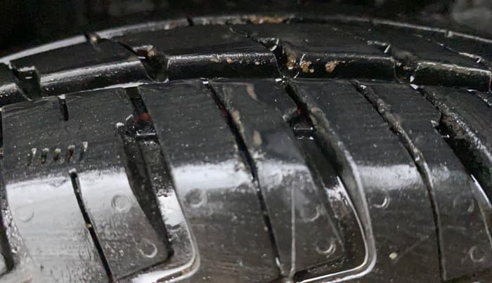 2022 Maruti Alto K10 VXI, Petrol, Manual, 1,852 km, Right Front Tyre Tread