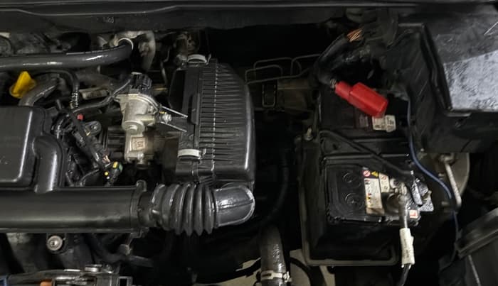 2022 Renault TRIBER RXZ AMT DUAL TONE, Petrol, Automatic, 44,548 km, Engine View - Left