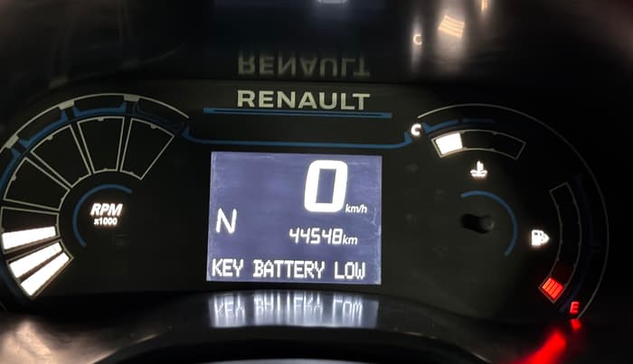 2022 Renault TRIBER RXZ AMT DUAL TONE, Petrol, Automatic, 44,548 km, Odometer Image