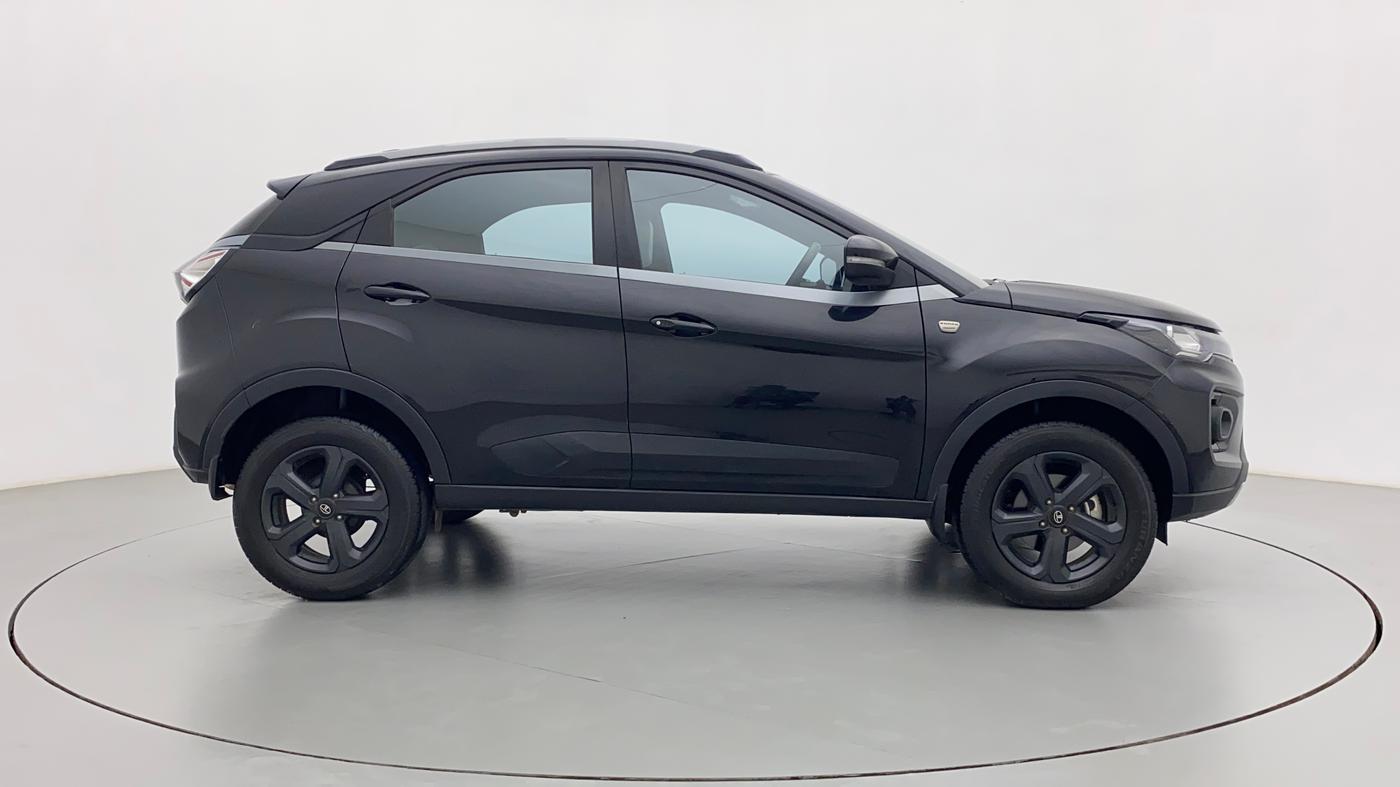 2021 Tata NEXON XZA PLUS (O) PETROL DARK EDITION, Petrol, Automatic, 26,454 km, Right Side View