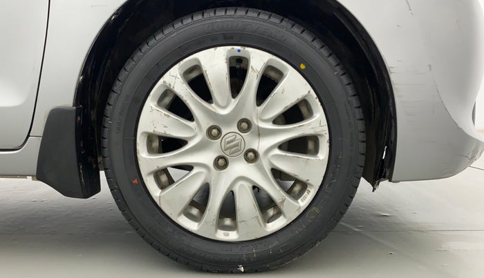 2016 Maruti Baleno ALPHA PETROL 1.2, Petrol, Manual, 25,628 km, Right Front Wheel