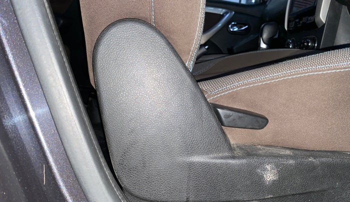 2020 Renault Duster RXZ 1.3 TURBO PETROL CVT, Petrol, Automatic, 42,498 km, Driver Side Adjustment Panel