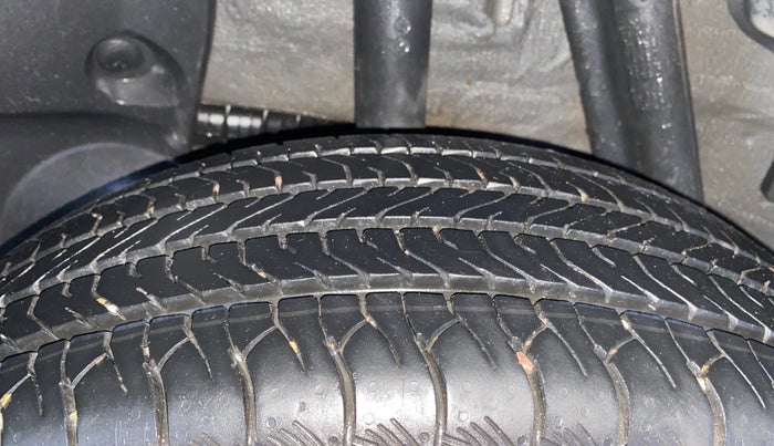 2020 Renault Duster RXZ 1.3 TURBO PETROL CVT, Petrol, Automatic, 42,498 km, Right Rear Tyre Tread