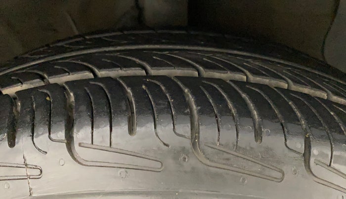 2019 Hyundai NEW SANTRO SPORTZ AMT, Petrol, Automatic, 52,656 km, Right Front Tyre Tread
