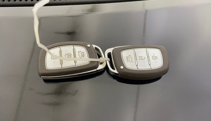 2014 Hyundai Grand i10 ASTA 1.2 KAPPA VTVT, Petrol, Manual, 76,044 km, Key Close Up