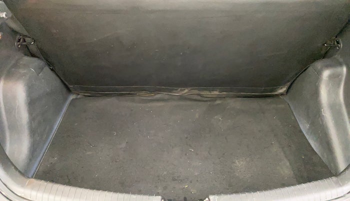 2014 Hyundai Grand i10 ASTA 1.2 KAPPA VTVT, Petrol, Manual, 76,044 km, Boot Inside