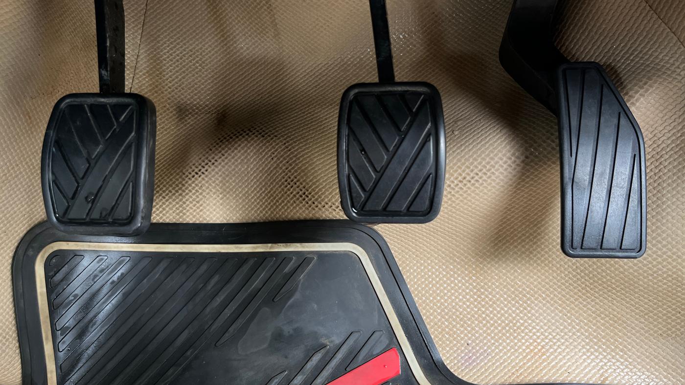 2017 Maruti Celerio VXI (O), Petrol, Manual, 34,375 km, Pedals