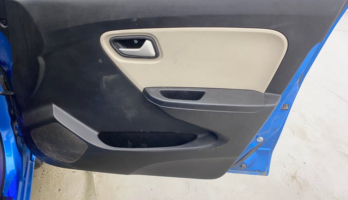 2021 Maruti Alto VXI PLUS, Petrol, Manual, 34,320 km, Driver Side Door Panels Control