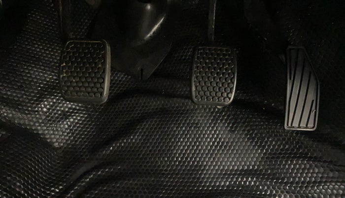 2021 Maruti Alto VXI PLUS, Petrol, Manual, 34,320 km, Pedals