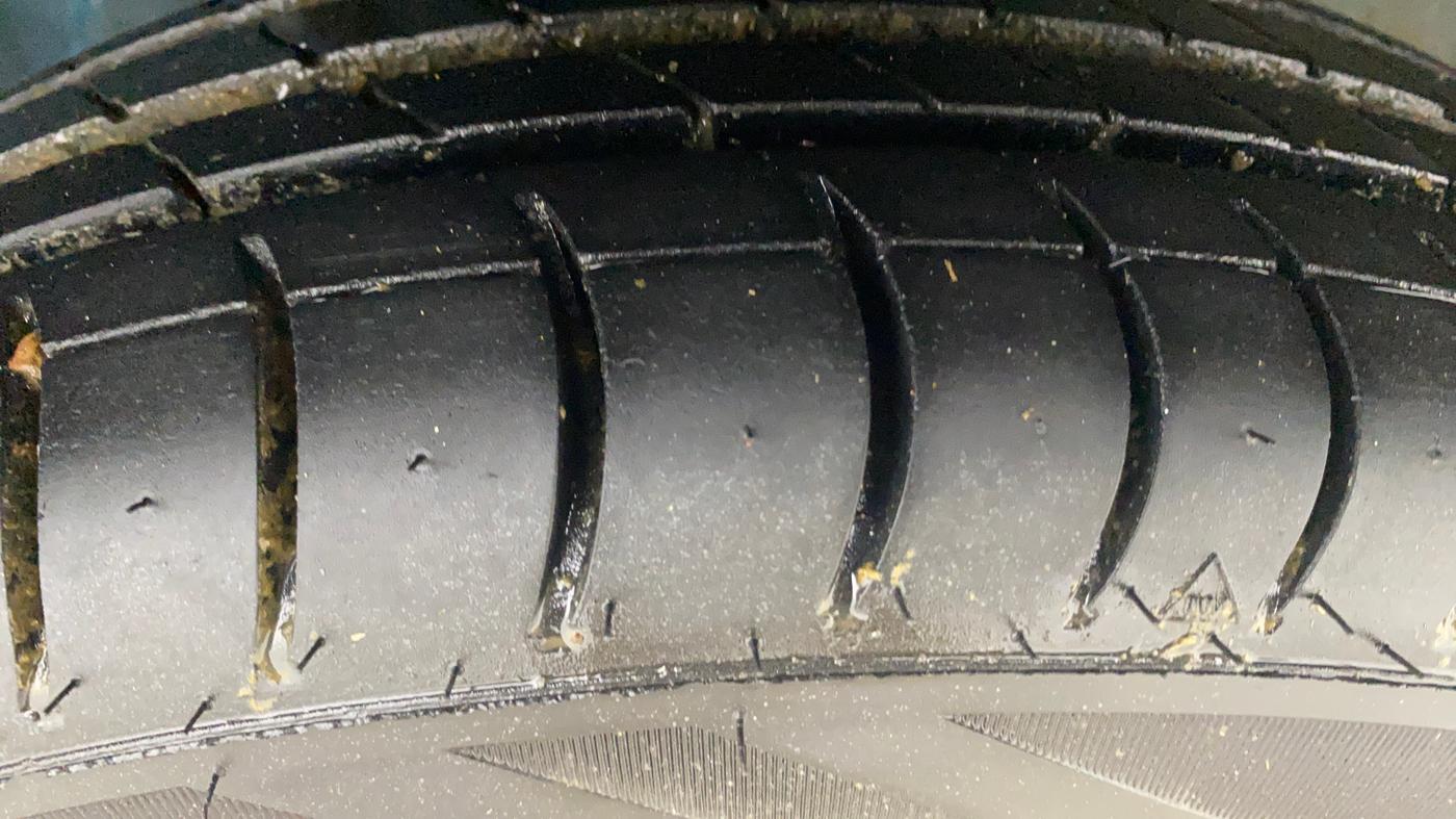 2021 Maruti Alto VXI PLUS, Petrol, Manual, 34,320 km, Right Front Tyre Tread