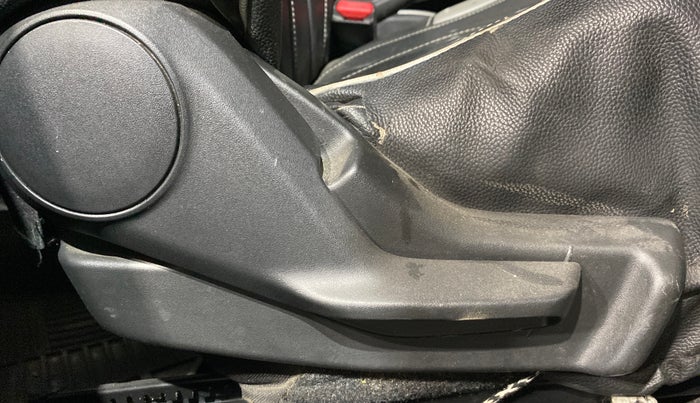 2018 Maruti Baleno DELTA PETROL 1.2, Petrol, Manual, 62,554 km, Driver Side Adjustment Panel