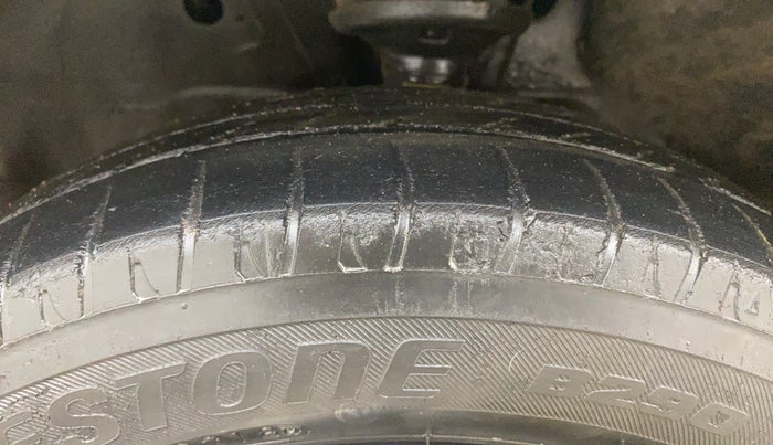 2014 Maruti Wagon R 1.0 VXI, Petrol, Manual, 1,15,085 km, Left Front Tyre Tread