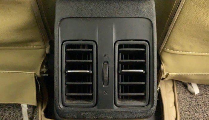 2018 Honda City 1.5L I-VTEC V MT, CNG, Manual, 60,060 km, Rear AC Vents