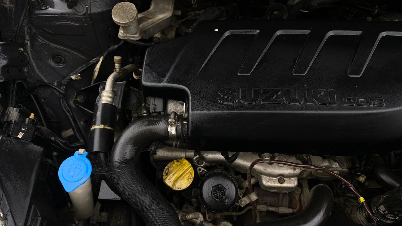 2018 Maruti Swift ZDI AMT, Diesel, Automatic, 63,207 km, Engine View - Right