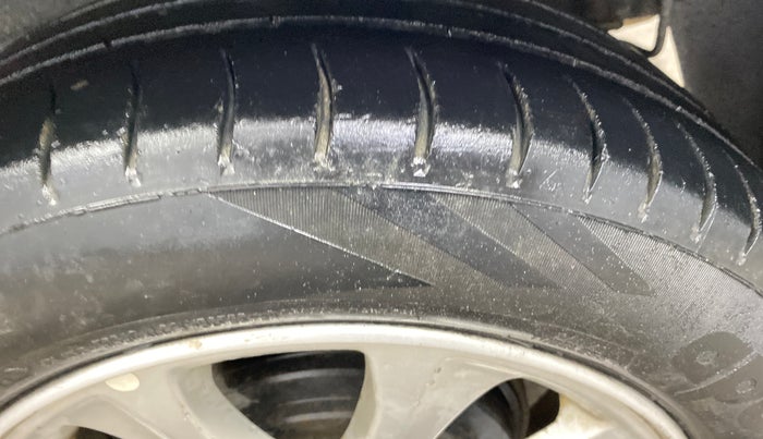 2016 Hyundai Grand i10 ASTA 1.2 KAPPA VTVT, Petrol, Manual, 59,963 km, Left Rear Tyre Tread