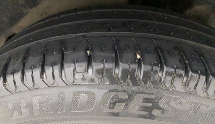 2017 Maruti Dzire VXI, Petrol, Manual, 45,846 km, Left Rear Tyre Tread