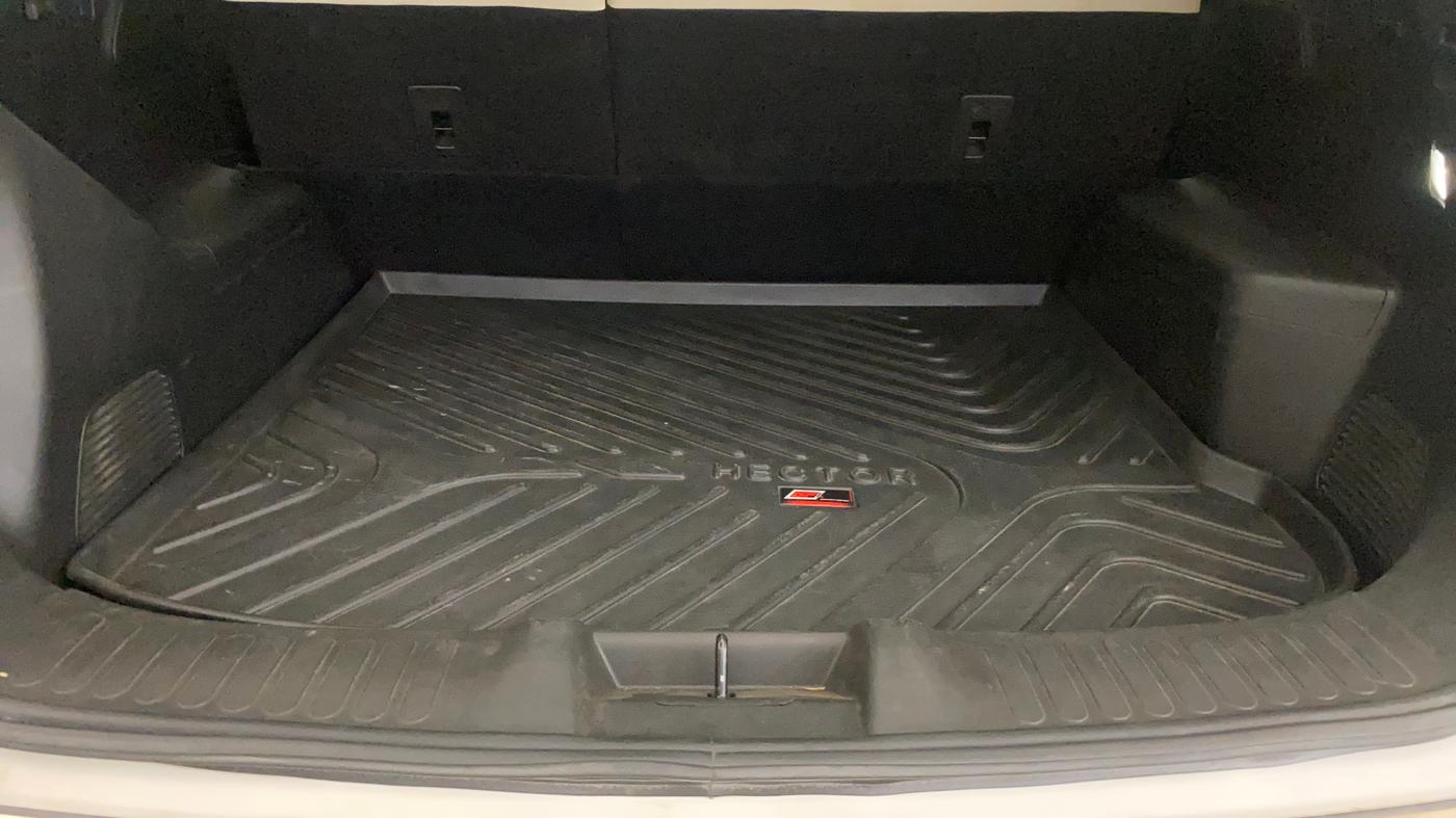 2023 MG HECTOR SHARP PRO 1.5 PETROL TURBO CVT PETROL, Petrol, Automatic, 45,399 km, Boot Inside