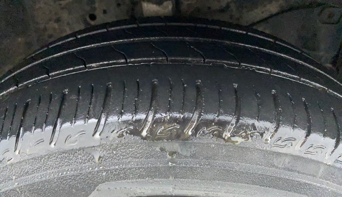 2014 Honda Amaze 1.2L I-VTEC S, Petrol, Manual, 60,849 km, Right Front Tyre Tread