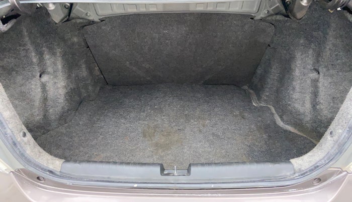 2014 Honda Amaze 1.2L I-VTEC S, Petrol, Manual, 60,849 km, Boot Inside