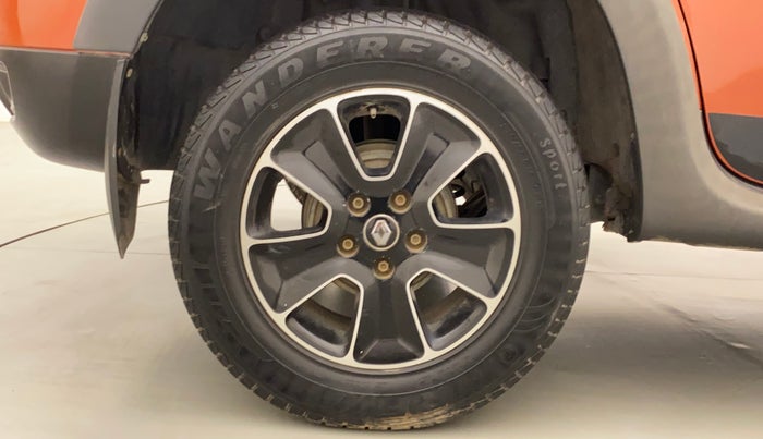 2018 Renault Duster RXS CVT, Petrol, Automatic, 29,311 km, Right Rear Wheel